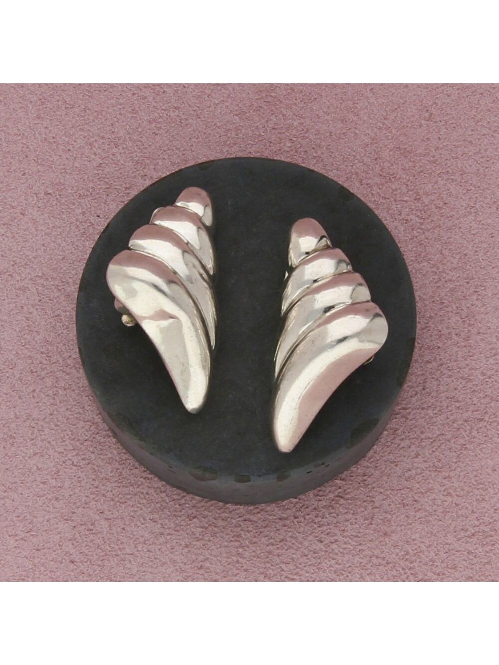 sterling silver vintage scalloped triangular clip-on earrings